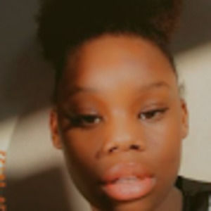 Meet your Posher, Candace